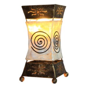 Jasná stolová lampa Xenia so špirálovým motívom