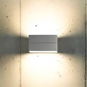 Nástenné LED svetlo CUBO zap/vyp biela 2700 Kelvin
